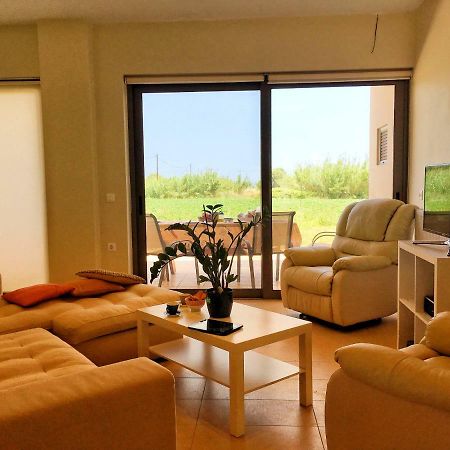 Stellar Beachhouse Gerani  Esterno foto